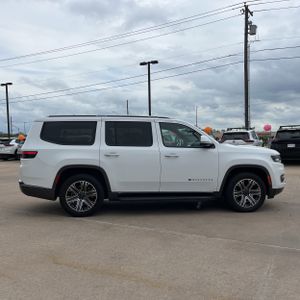 JEEP WAGONEER SERIES III - 10