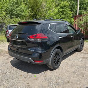 NISSAN ROGUE SV - 8