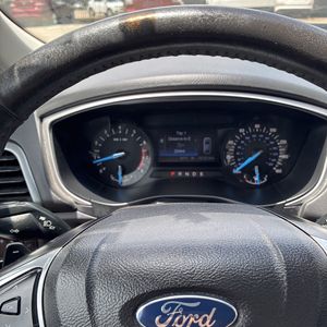 2015 FORD FUSION SE thumbnail 39