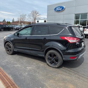 FORD ESCAPE SE - 5