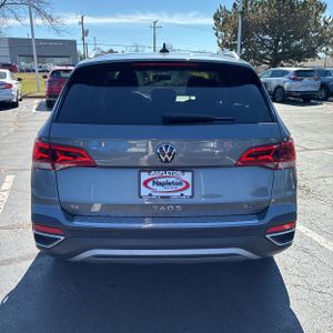 VOLKSWAGEN TAOS SE 4MOTION - 7