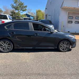 KIA FORTE GT-LINE - 10