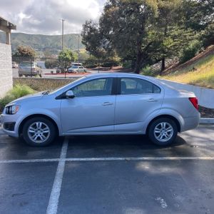 CHEVROLET SONIC LT AUTO - 3