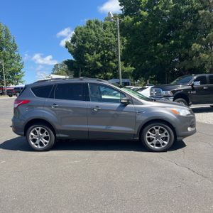 FORD ESCAPE SEL - 10