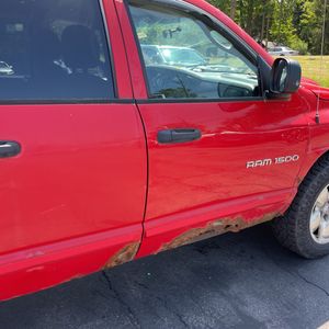 2004 Dodge RAM 1500 SLT — миниатюра 53