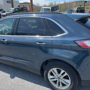 FORD EDGE SEL - 6