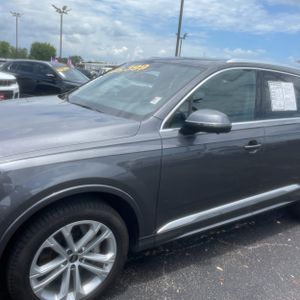 2025 AUDI Q7 PREMIUM PLUS photo 2