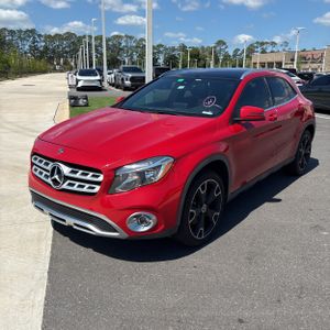 MERCEDES-BENZ GLA - 1