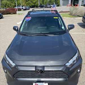 صورة 15 لـ 2025 Toyota RAV4 XLE PREMIUM