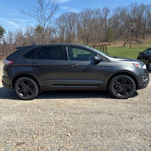 FORD EDGE SEL - 10