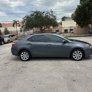 2014 Toyota COROLLA LE photo 10