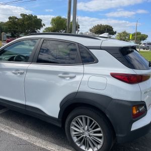 HYUNDAI KONA SEL - 6