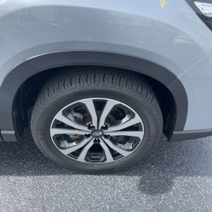2019 Subaru FORESTER LIMITED 缩略图 20