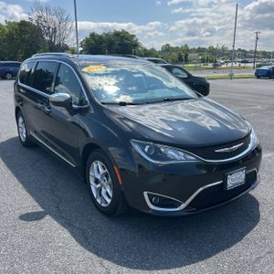 2020 Chrysler PACIFICA LIMITED — миниатюра 12