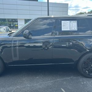 2025 LAND Rover RANGE ROVER P530 SE photo 4
