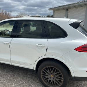 PORSCHE CAYENNE PLATINUM EDITION - 6