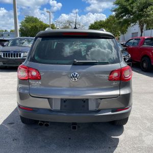 Volkswagen Tiguan SE - 7