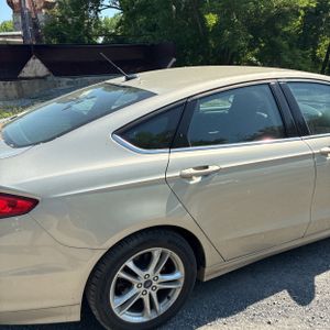 FORD FUSION SE - 9