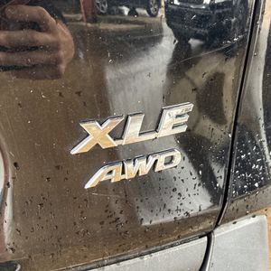 2021 Toyota RAV4 XLE PREMIUM thumbnail 23