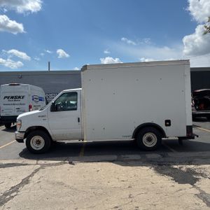 FORD E-350 CUTAWAY - 3