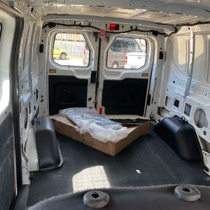صورة مصغرة 35 لـ 2018 FORD TRANSIT 250