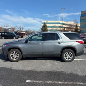 CHEVROLET TRAVERSE LS - 3