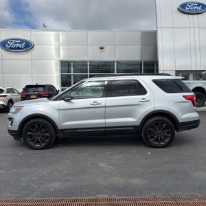FORD EXPLORER XLT - 3