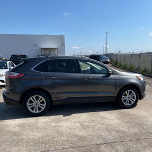 FORD EDGE SEL - 10