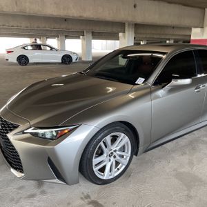 LEXUS IS 300 BASE - 2