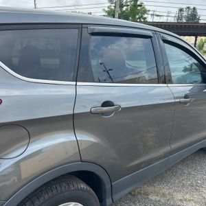 صورة 9 لـ 2015 FORD ESCAPE SE