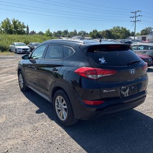 صورة 5 لـ 2017 Hyundai TUCSON SE