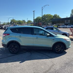 FORD ESCAPE SE - 10