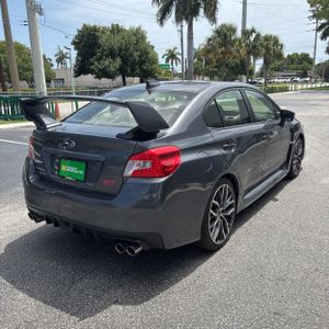 صورة 8 لـ 2020 Subaru WRX STI