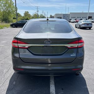 FORD FUSION SE - 7