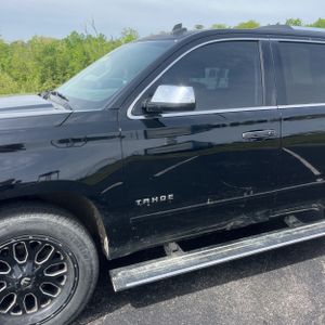 CHEVROLET TAHOE - 2