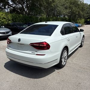 2019 Volkswagen PASSAT WOLFSBURG — фото 8