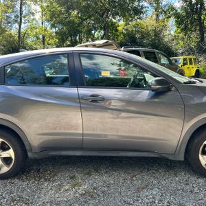 صورة 11 لـ 2016 Honda HR-V LX