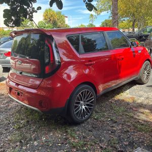 2017 KIA SOUL + 照片 7