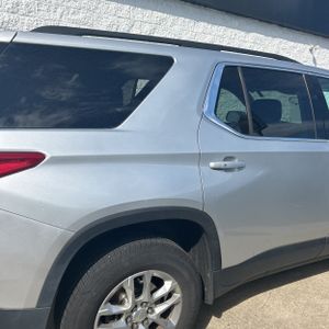 CHEVROLET TRAVERSE LT LEATHER - 8