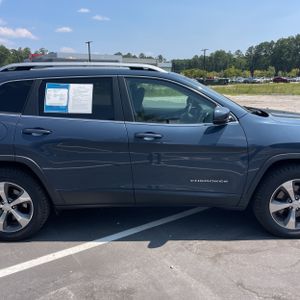 2019 JEEP CHEROKEE LIMITED 缩略图 11