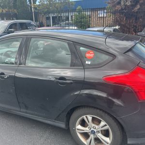 FORD FOCUS SE - 6