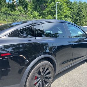 TESLA MODEL X PLAID - 9
