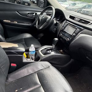 2015 Nissan ROGUE SL 缩略图 31