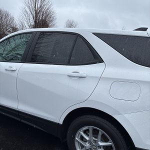 CHEVROLET EQUINOX LS - 4