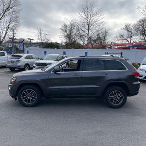 JEEP GRAND CHEROKEE LAREDO E - 3