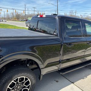 FORD F-150 LARIAT - 9