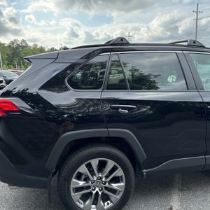 2024 Toyota RAV4 XLE PREMIUM photo 9