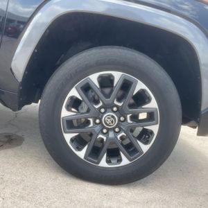 2023 Toyota TUNDRA LIMITED HV thumbnail 20