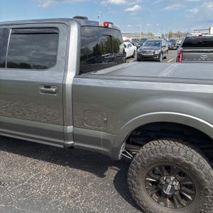 FORD F-250 SUPER DUTY LARIAT - 6