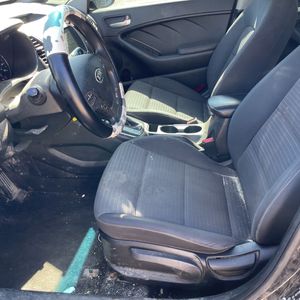صورة مصغرة 32 لـ 2018 KIA FORTE LX
